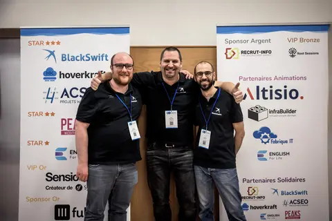 Stand   BlackSwift Team 1 2